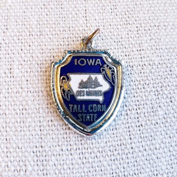 Vintage Silver Plate Iowa State Tall Corn State Des Moines Shield Charm Blue - Picture 1 of 3